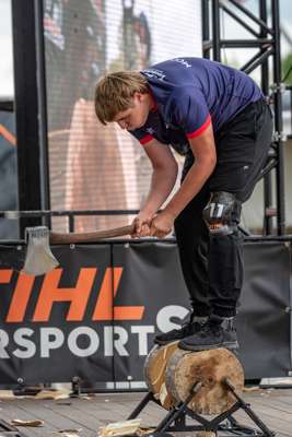 Timbersports_GBR_RCH_2025_Logan McCubbin Underhand Chop_40.jpg