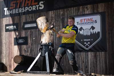 STIHL_TIMBERSPORTS_Edvin_Karlsson_Standing_Block_Chop.jpg
