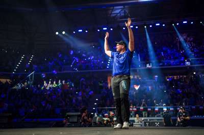 STIHL_TIMBERSPORTS_Michel_Perrin_WCH25_Celebration.jpg