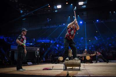STIHL_TIMBERSPORTS_Team_Canada_Underhand_Chop.jpg