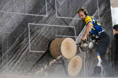 STIHL_TIMBERSPORTS_Emil_Hansson_Hot_Saw.jpg