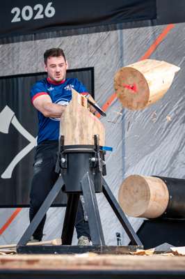STIHL_TIMBERSPORTS_Penlington_Standing.jpg