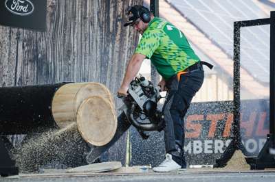 STIHL_TIMBERSPORTS_Marcel_Steinkaemper_Hot_Saw.jpg