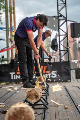 Timbersports_GBR_RCH_2025_Harry Meade and Logan McCubbin Underhand Chop_41.jpg