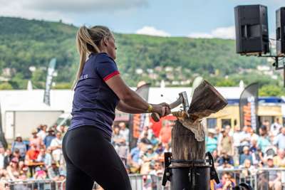 Timbersports_GBR_WCH_2025_Justine Ellis Standing Block Chop_22.jpg