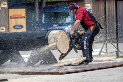 STIHL_TIMBERSPORTS_Ford_Transit_Cup_2022_Christoph_Lang_Hot_Saw.jpg