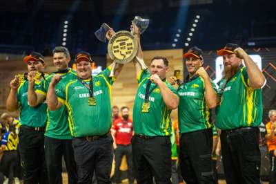 STIHL_TIMBERSPORTS_Team_Australia_WCH25_Trophy.jpg