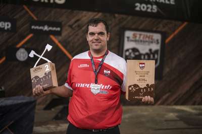 STIHL_TIMBERSPORTS_Armin_Kugler_Trophäen.jpg