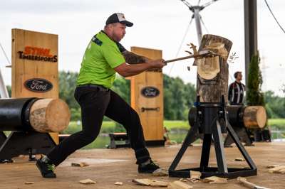 TIMBERSPORTS_GER_PRO_CH_21_SEIBERT_STANDING_BLOCK_CHOP (1).jpg