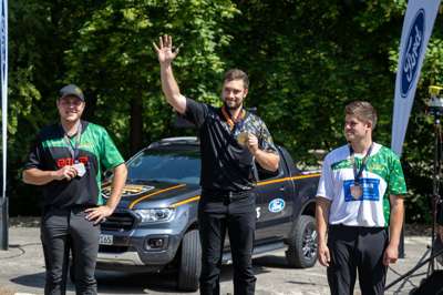 STIHL_TIMBERSPORTS_Ford_Transit_Cup_2023_Podium_Newcomer.jpg