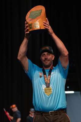 STIHL CAIRNS 420.jpg