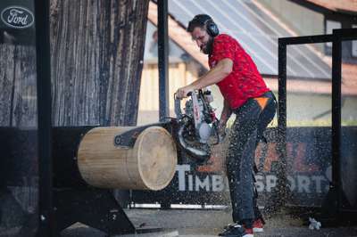 STIHL_TIMBERSPORTS_Andreas_Auernhammer_Hot_Saw.jpg