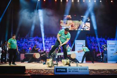 STIHL_TIMBERSPORTS_Brayden_Meyer_Underhand_Chop.jpg