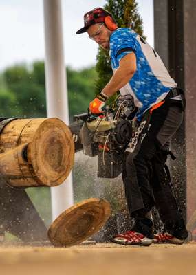 TIMBERSPORTS_GER_PRO_CH_21_EBNER_HOT_SAW (2).jpg