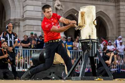 STIHL_TIMBERSPORTS_RWCH_2022_Oliver_Reinhard_Standing_Block_Chop.jpg