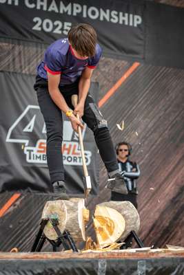Timbersports_GBR_RCH_2025_Billy Gore Underhand Chop_52.jpg
