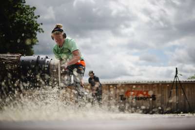 STIHL_TIMBERSPORTS_Alrun_Uebing_Stock_Saw.jpg