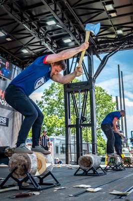 STIHL_TIMBERSPORTS_Penlington_Underhand.jpg