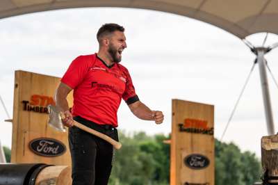 TIMBERSPORTS_GER_PRO_CH_21_AUERNHAMMER_JUBEL.jpg